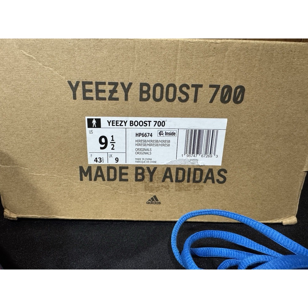 Adidas Yeezy Boost 700 Hi-Res Blue Mens Size 9.5 Excellent Condition - Picture 4 of 11